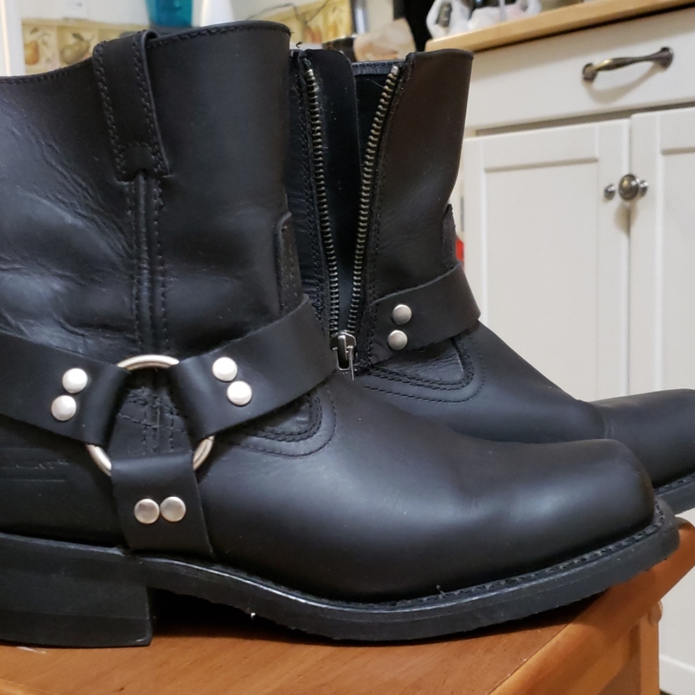 XElements ladies HARNESS BOOTS